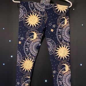 NWT Charlies Project Capri Leggings Sun Solar